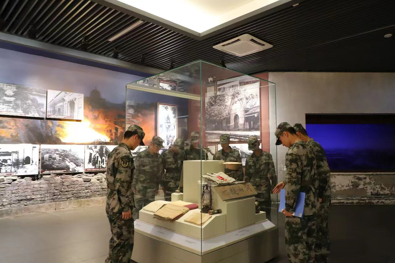 红色走读学思想 华东交通大学学生党员掀起主题教育热潮_fororder_图片6