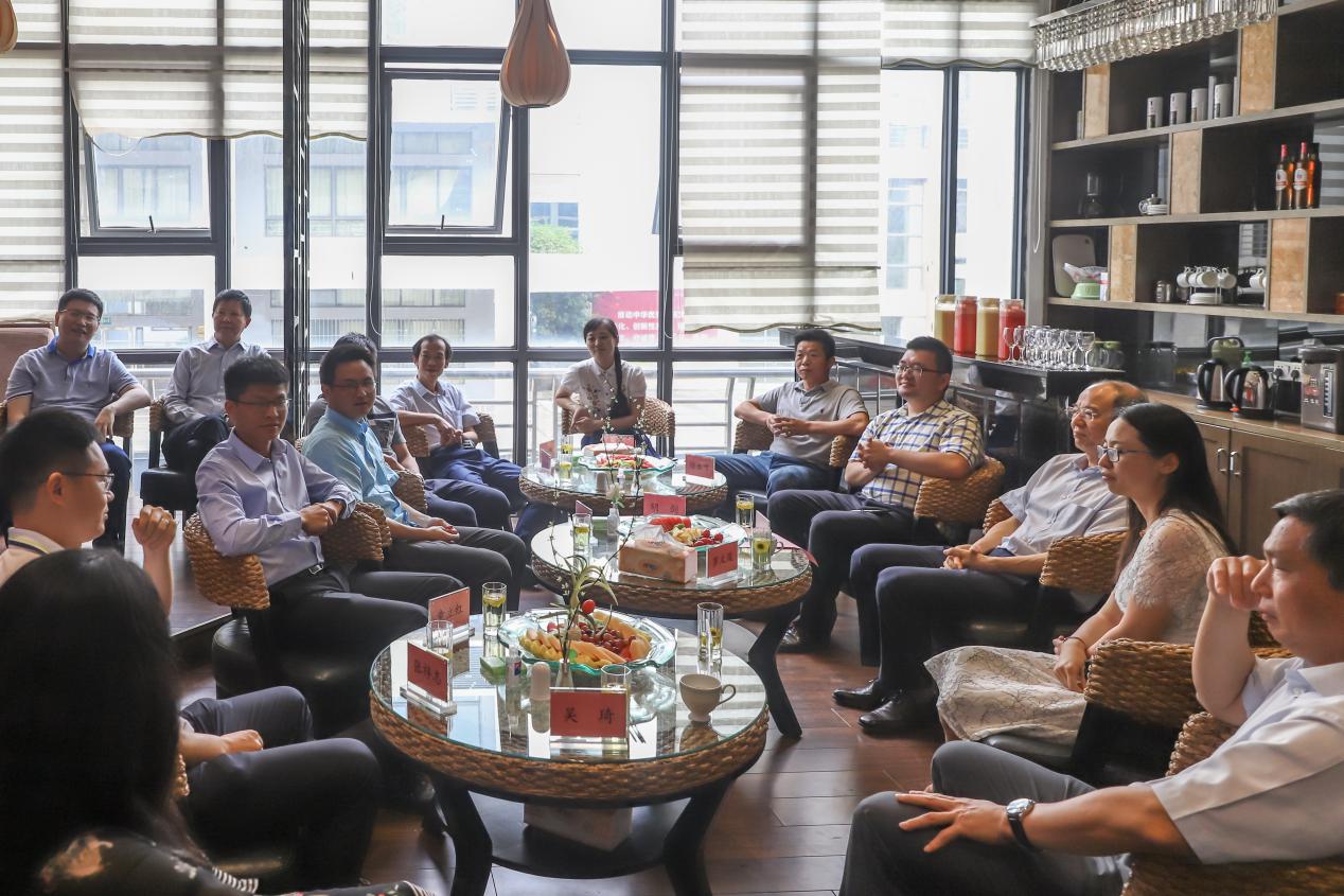 华东交通大学成功举办首期高层次人才学术午餐会(图)