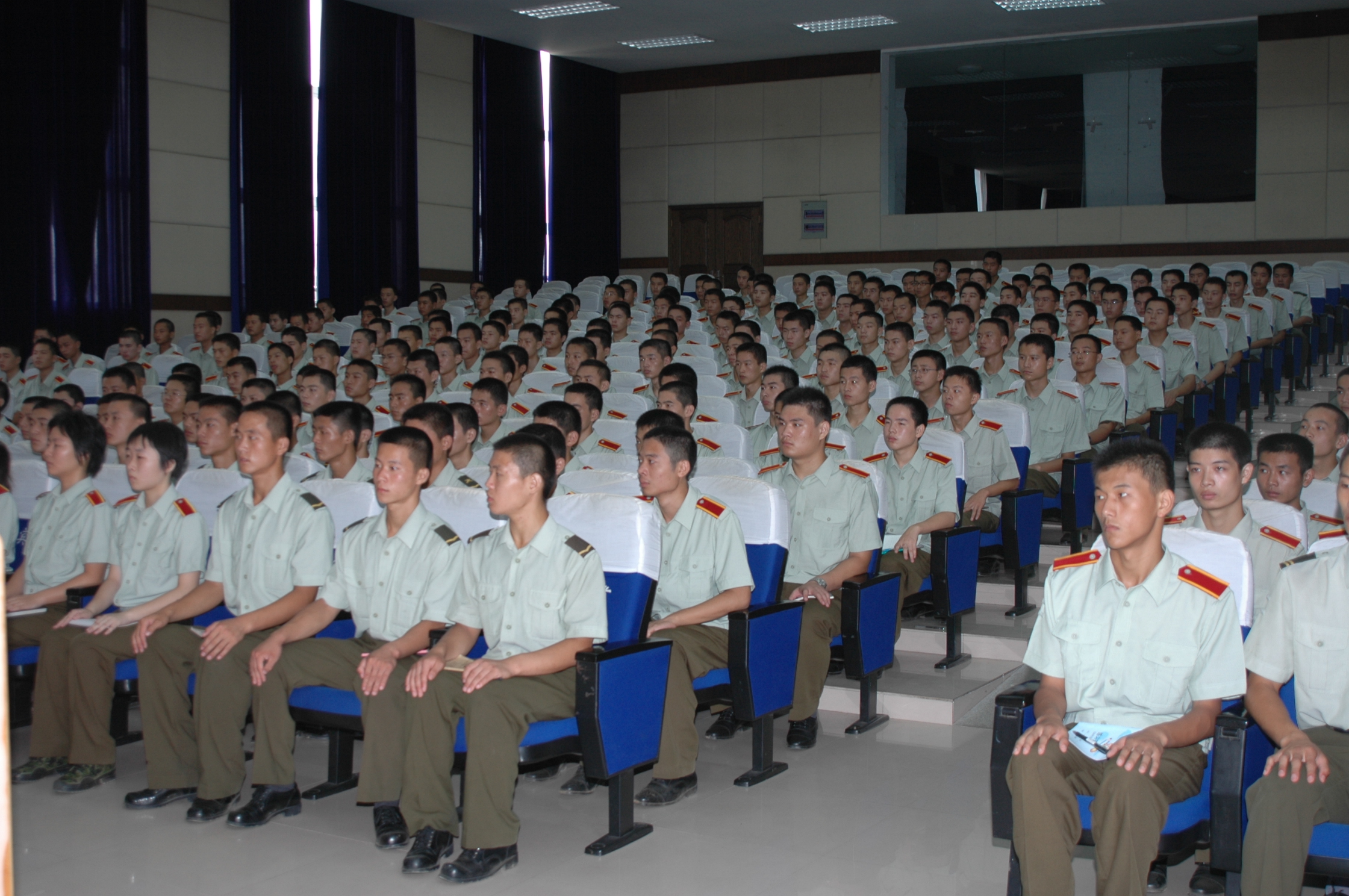 华东交通大学国防生(华东交通大学国防生邢戎)